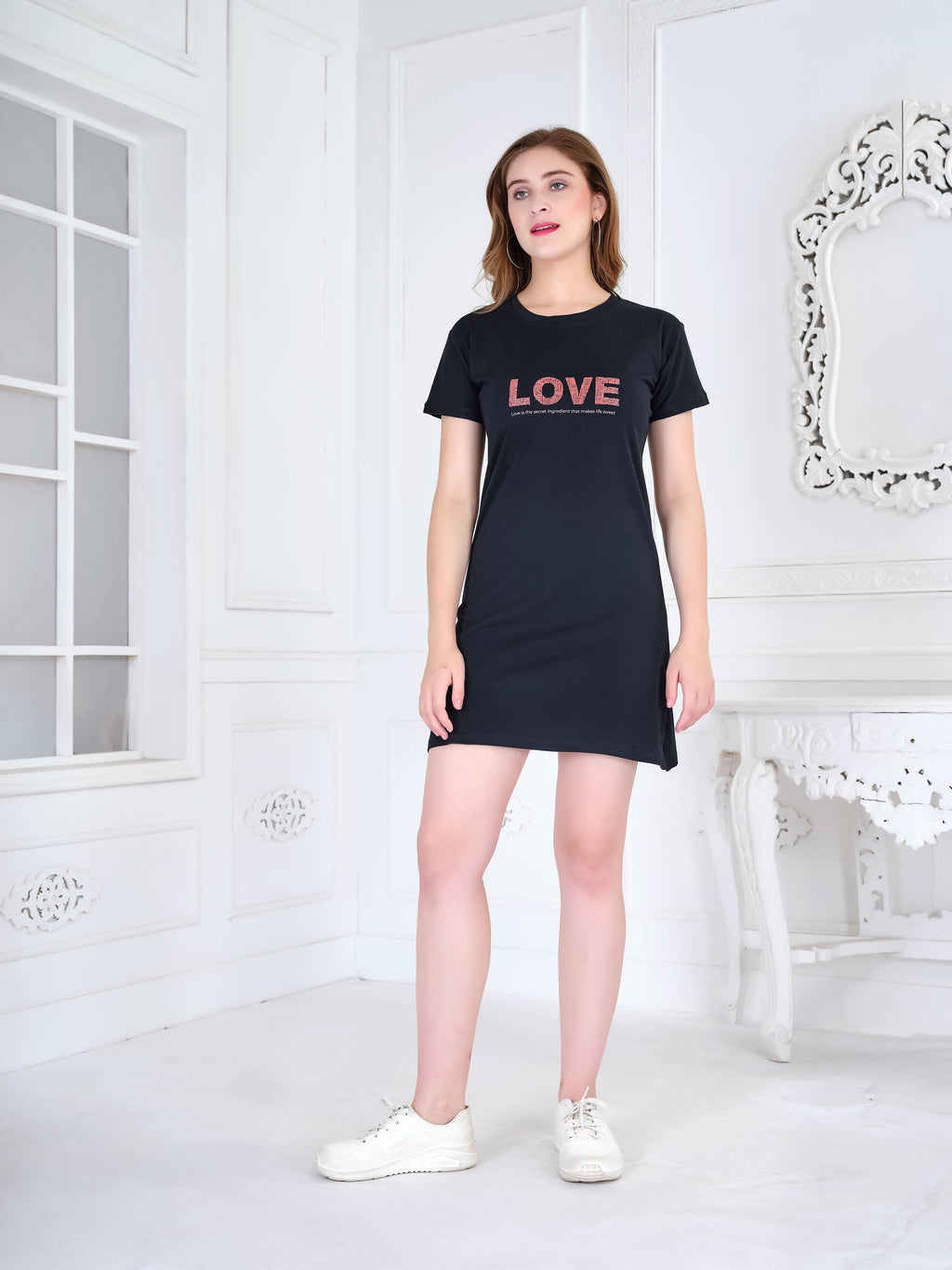 Classic Love Long Top
